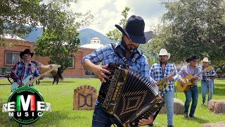 Kikin y Los Astros  El Texanito Huapangos Clásicos [upl. by Aldred]