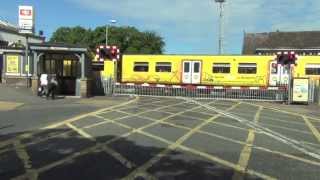 Birkdale Level Crossing [upl. by Nojid]